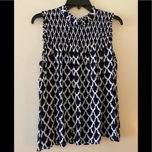 Crown & Ivy sleeveless top